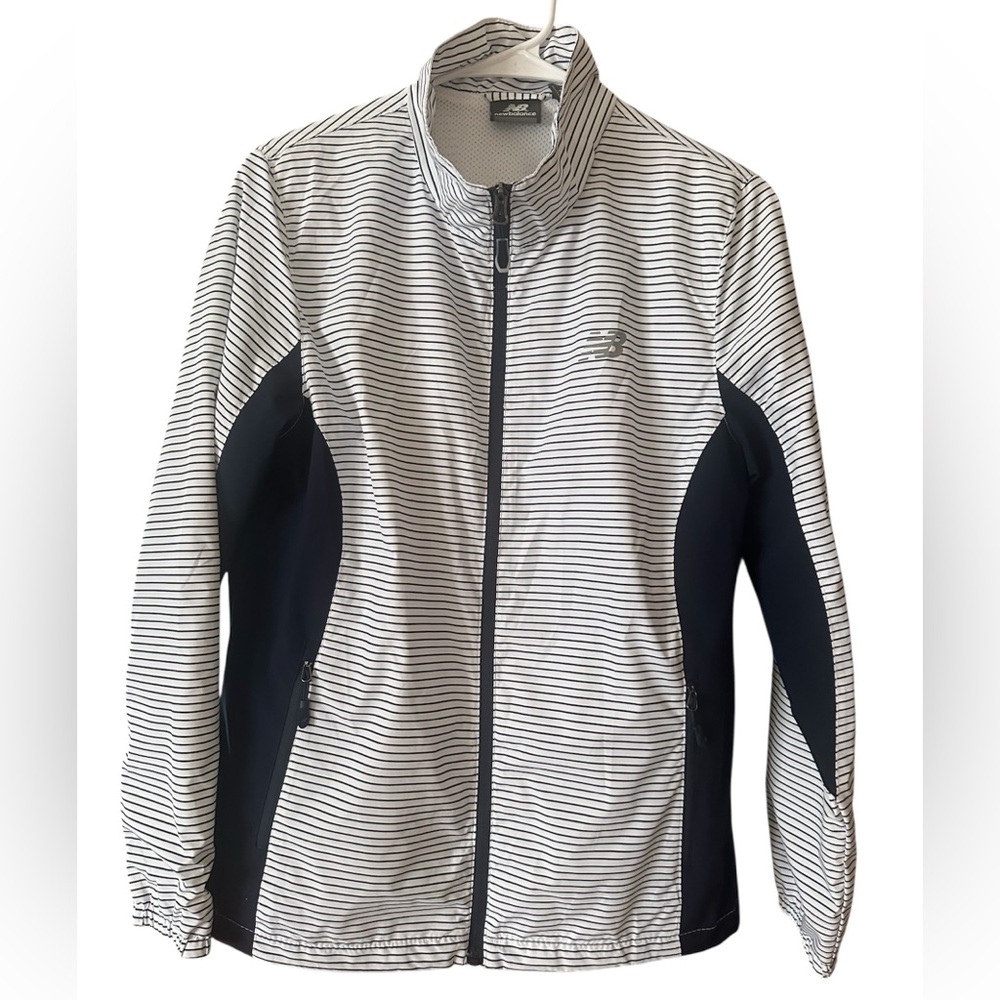 New Balance Women’s Blue and White Striped Apparel Medium
